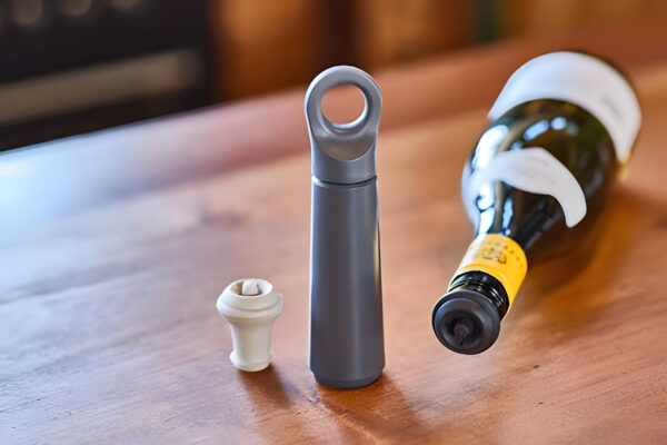 Wine Saver Loop Graphite Met 1 Vacuum